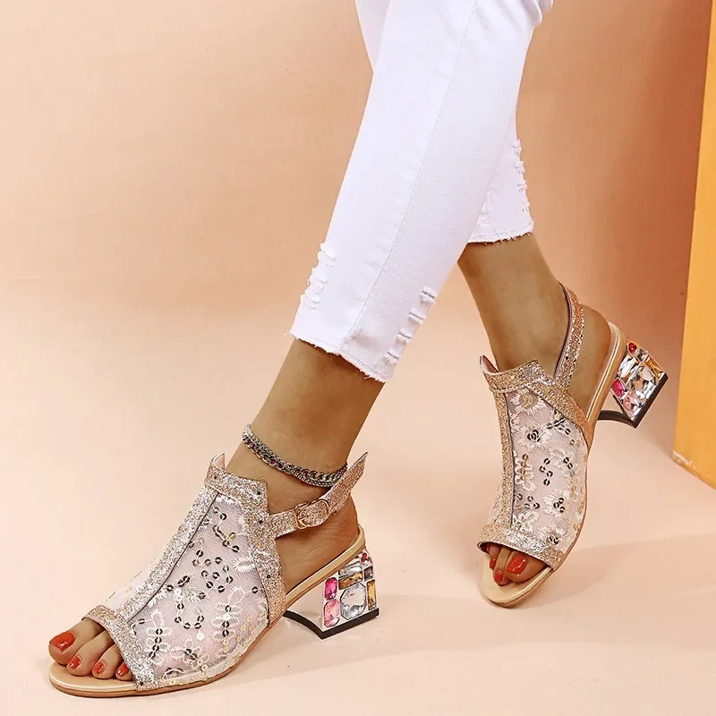 Women Summer Glitter Sandals Rhinestone Sandals Ladies Buckle Strap Mocassin Round Toe Bling Beach Med Heel Shoes2024