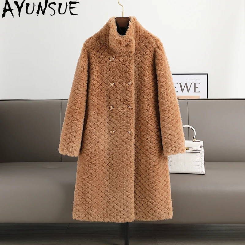 เสื้อโค้ทขนสัตว์แท้ 100% ยี่ห้อ AYUNSUE สำหรับผู้หญิง ความยาวปานกลาง แฟชั่นแจ็คเก็ต เสื้อผ้าผู้หญิง ใหม่ล่าสุดในชุดคลุมทับสำหรับฤดูหนาว 2025 เสื้อโค้ทขนสัตว์
