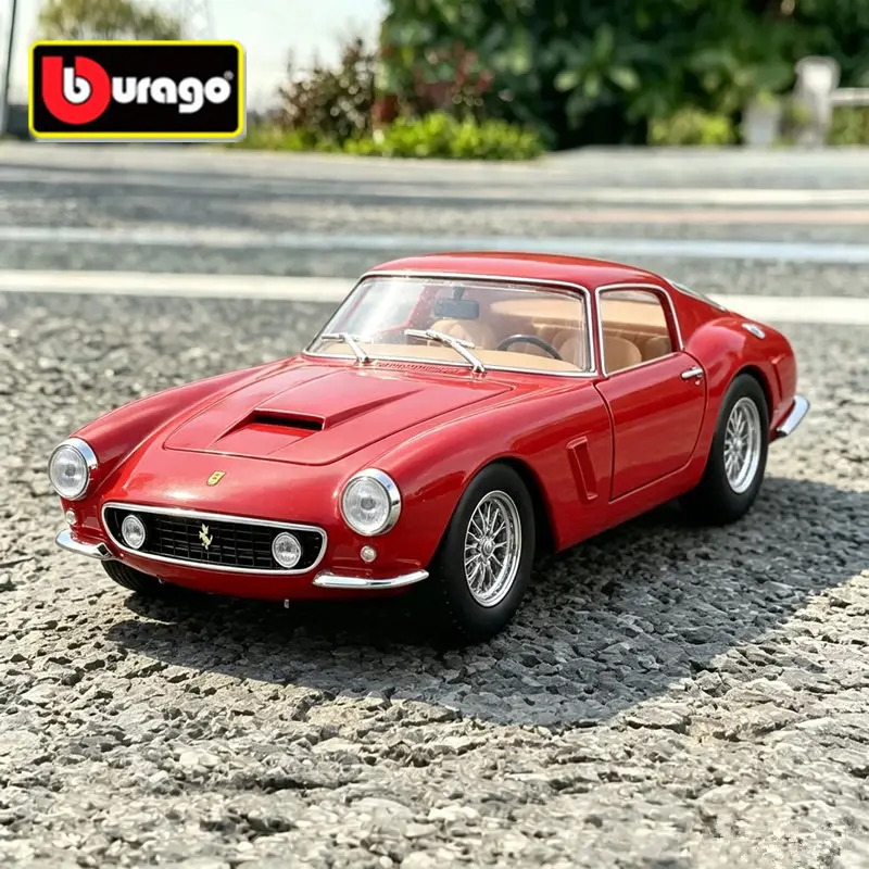 1:24 Ferrari 250 GT Berlinetta Passo Corto Alloy Sports Car Model