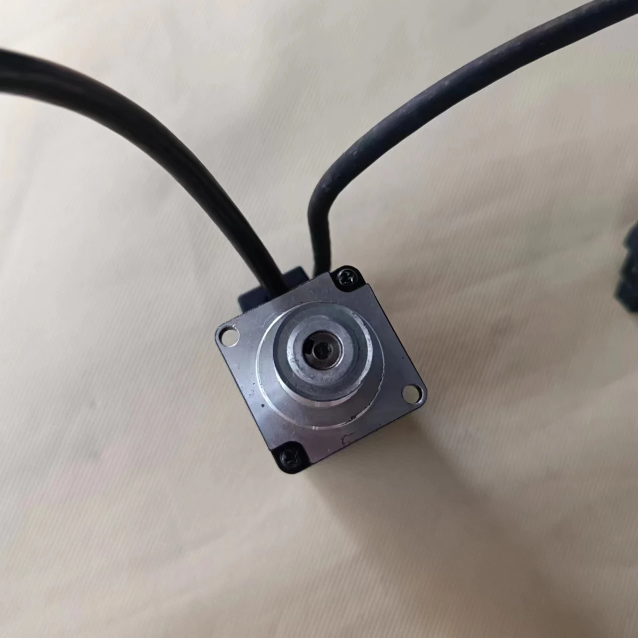 Disassemble A2 Delta 100W servo motor [absolute value] ECMC-CW0401RS/CW0401SS