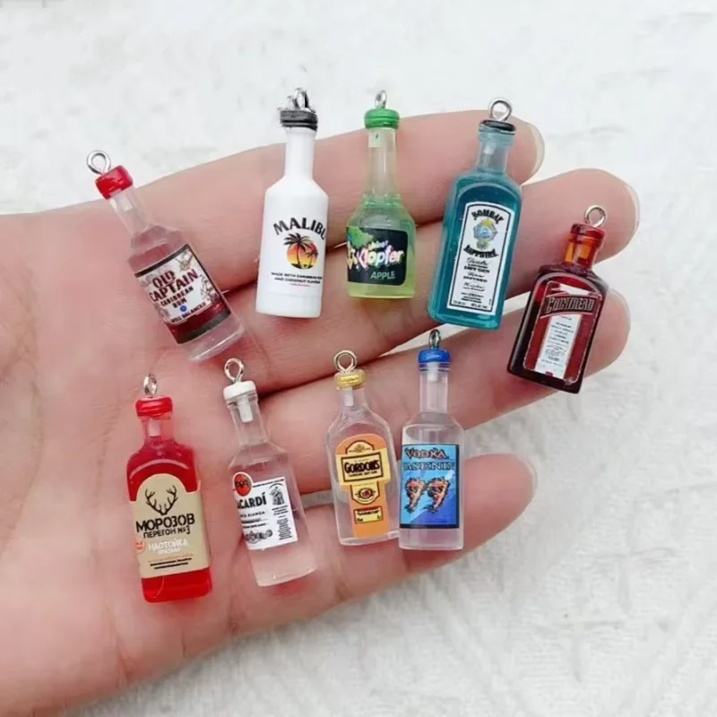 Mini botella de bebida con alcohol, dijes de resina, colgante de botellas de vino populares para pendientes, llavero diy, fabricación de joyas bonitas, 10 Uds.