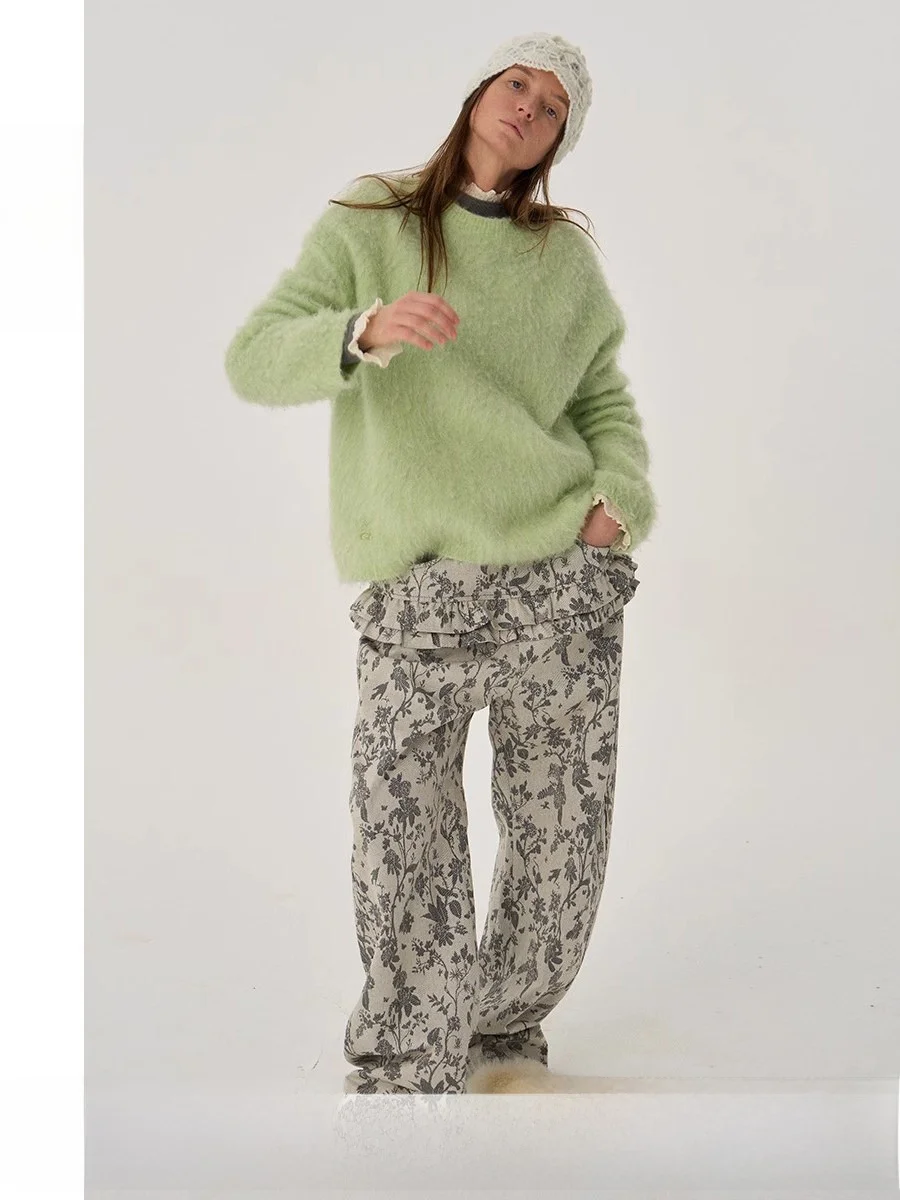 

TiaTia Loose Women's Jeans with Dstring And Double Layer Wooden Bot for Autumn And Winter Casual Cotton Blend