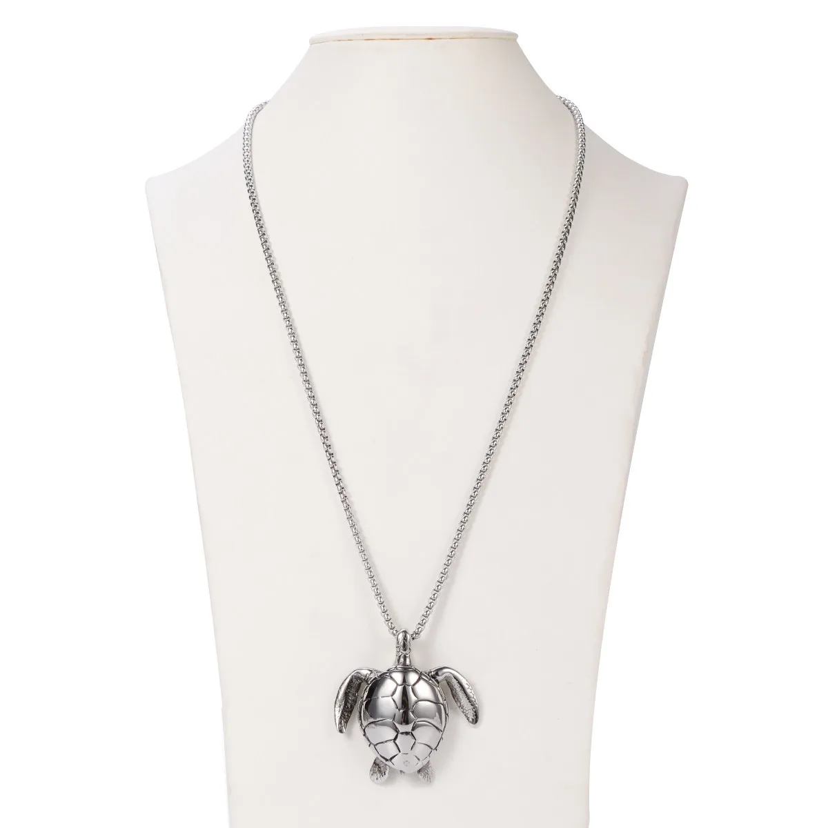 Titanium Steel Turtle Pendant Necklace Creative Sea Turtle Pattern Motivational Gift for Employee Fashion Jewelry