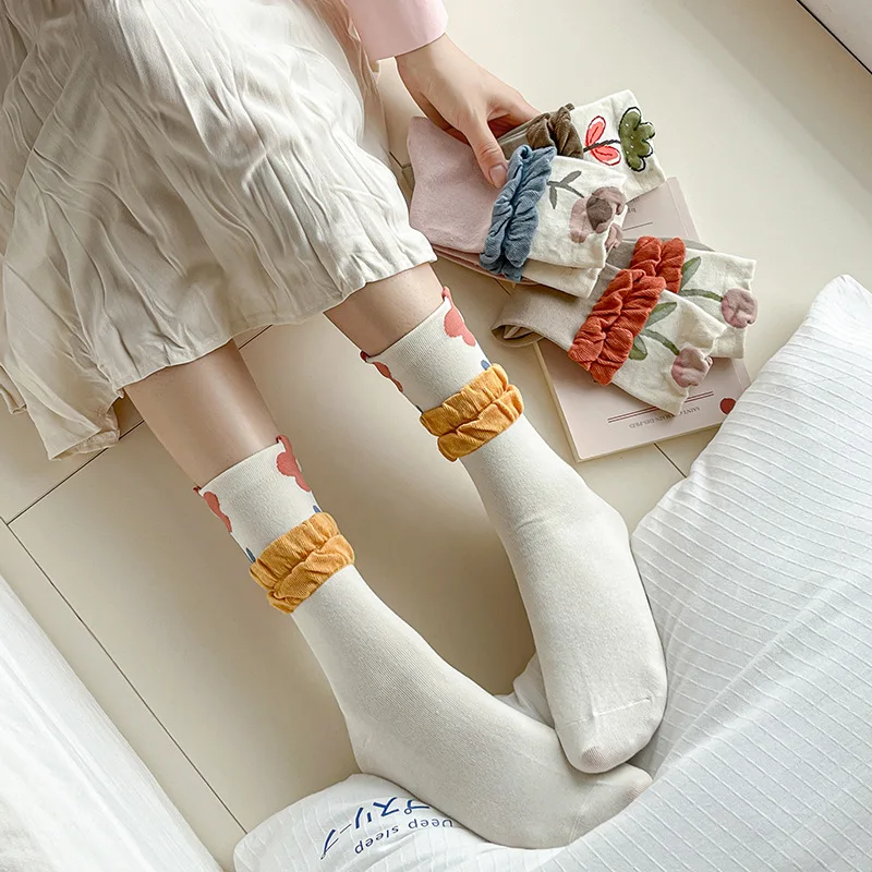 New Women's Sweet Flowers Spring Autumn Fashion Retro College Style Cute Tulip Funny Mid Tube Socks Long Cotton Sock