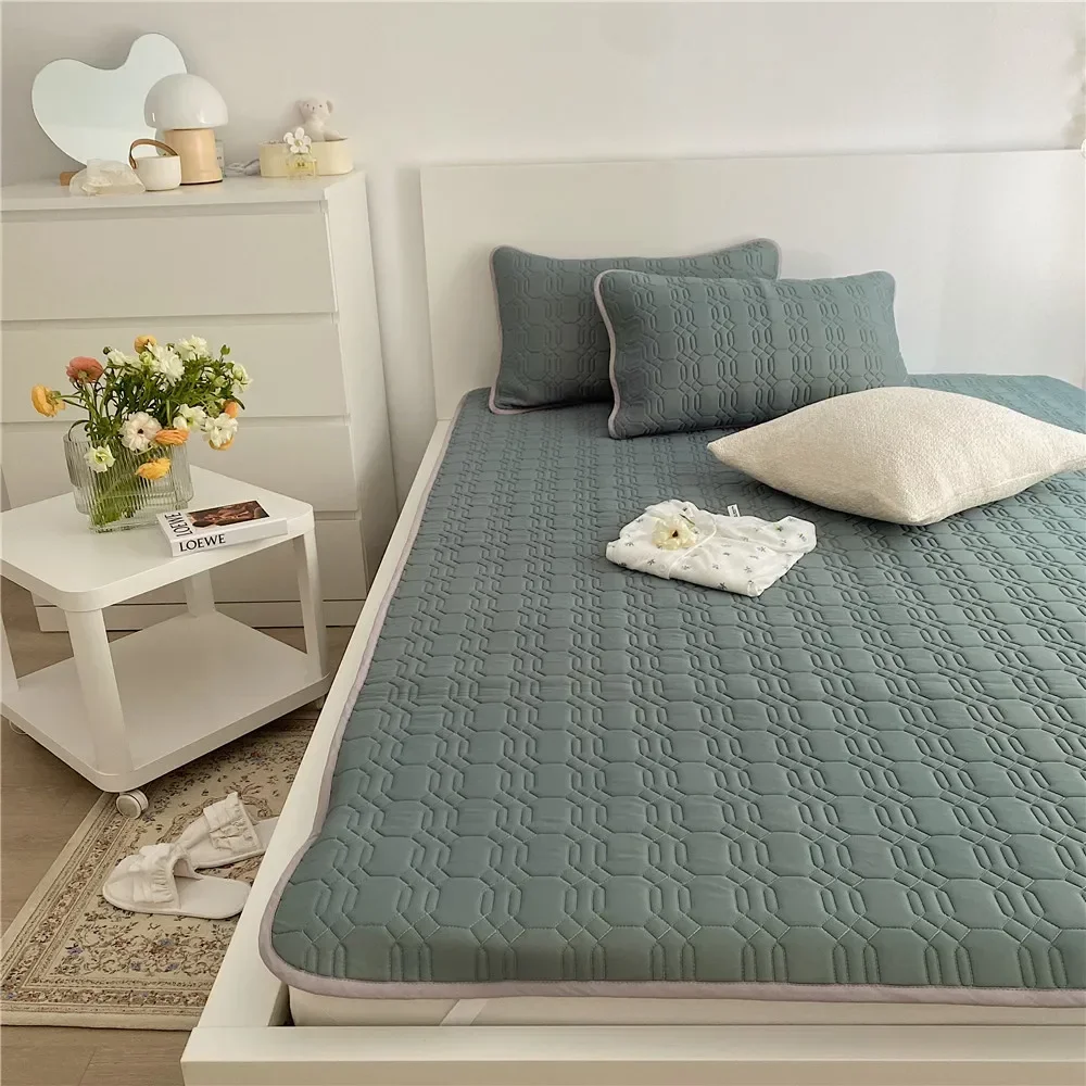 Cool Silk Latex Mat for Home Three-piece Summer Soft, Breathable, Machine Washable Folding Air-conditioned Soft Mat