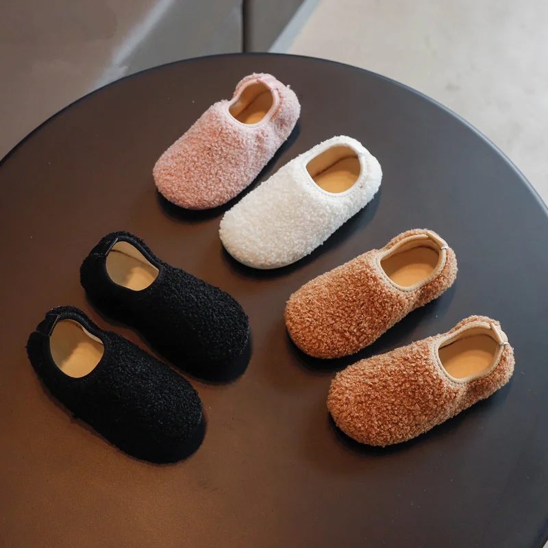 

2020 Baby Flat Shoes Baby Winter Kids Shoes New Fashion Girls Soft Bottom Plush Warm Shoes Girls Cotton Slippers Shoes Size21-30