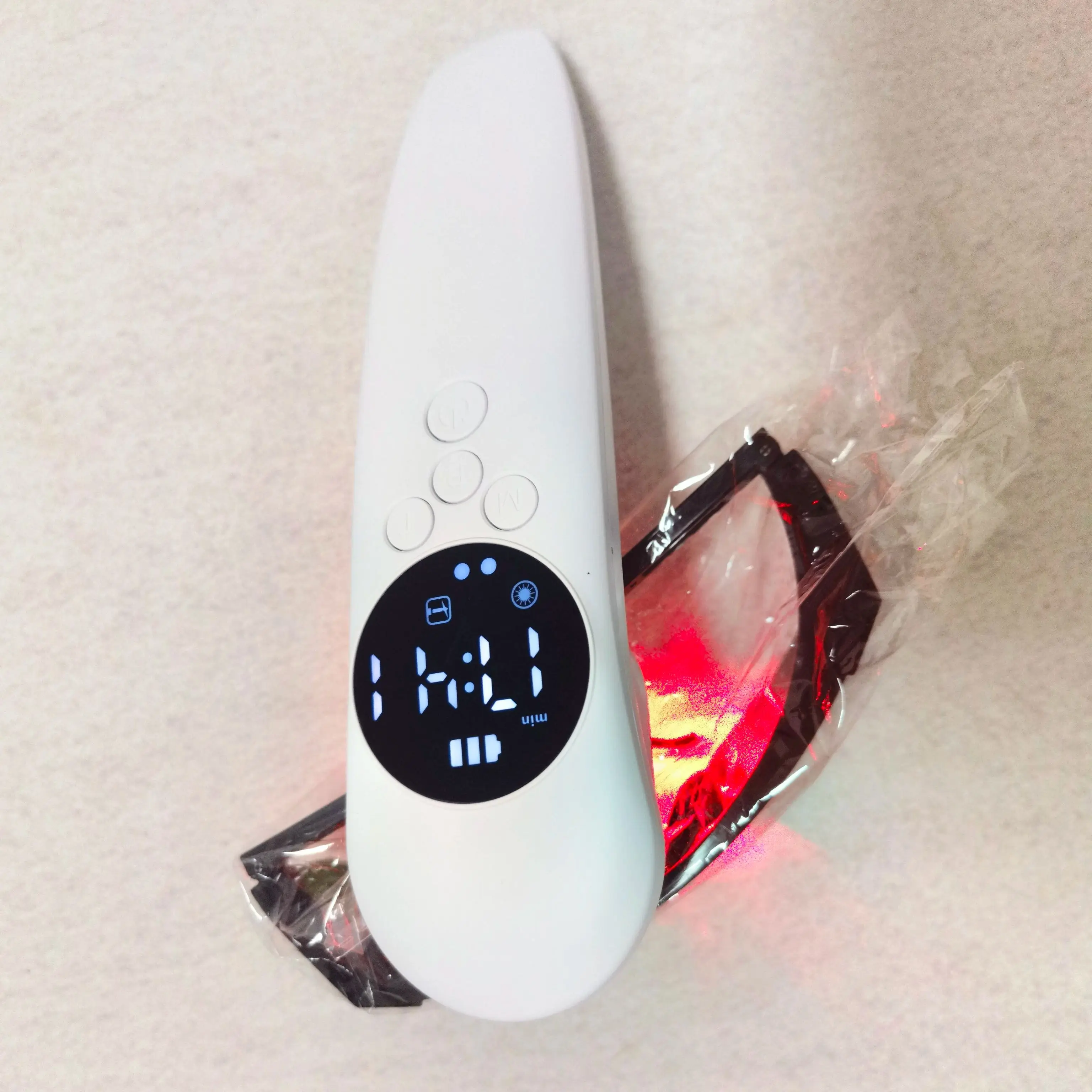 

High-Power 650nm/880nm Therapeutic Laser Machine Professional LLLT Device for Sports Injuries & Chronic Pain Management
