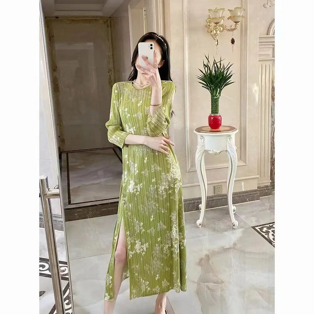 Women's elegant and luxurious dress, printed slimming pleats, long skirt in large size, new for spring/summer 2024