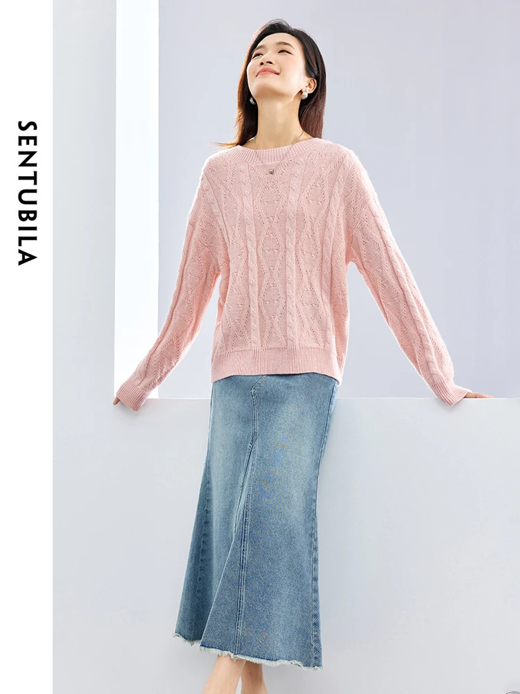 SENTUBILA Jacquard Pink Knitted Sweater Round Neck High Strecth Loose Knit Pullovers 2024 Spring Soft Female Knitwear W41E53437