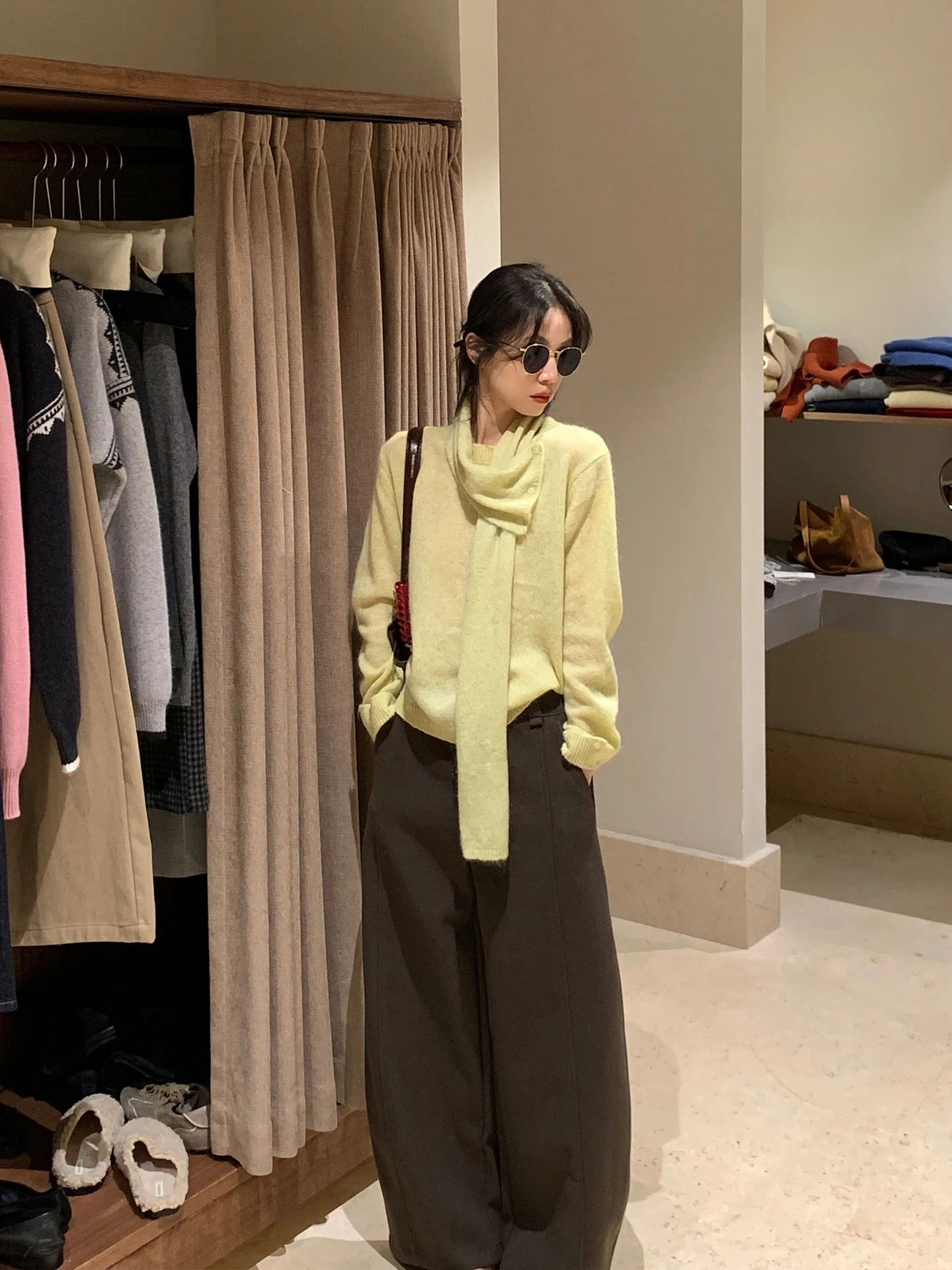 

Lemon Yellow Woolen Knitted Sweater Women's Design Sensation Gentle Sle Top Autumn Winter round Ne Long Sve