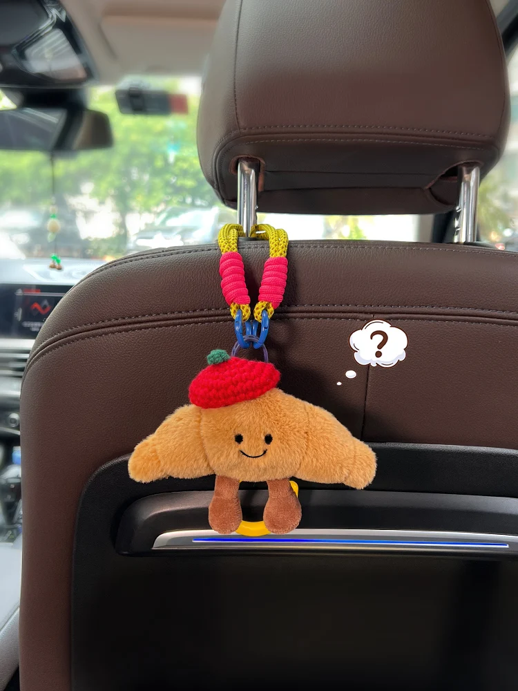 

Croissant Car Hook Creative Car Hook In-Car Storage Hanger