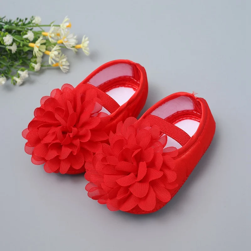 Neonate scarpe cotone carino suola morbida fiori Toddlers scarpe da principessa primavera autunno estate primi camminatori regalo di compleanno