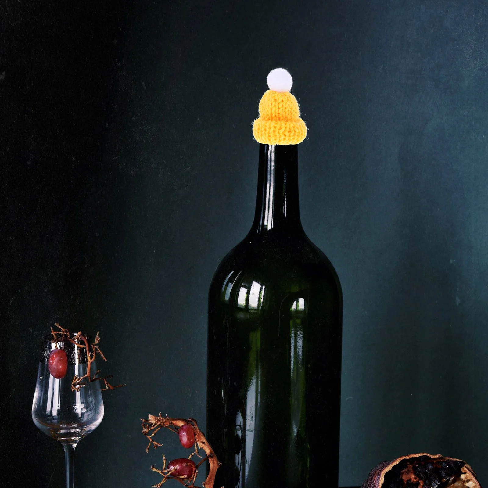 

20Pcs Mini Woollen Santa Hat Creative Christmas Decor DIY Supplies Handmade Accessories for Clothes Bags Phones