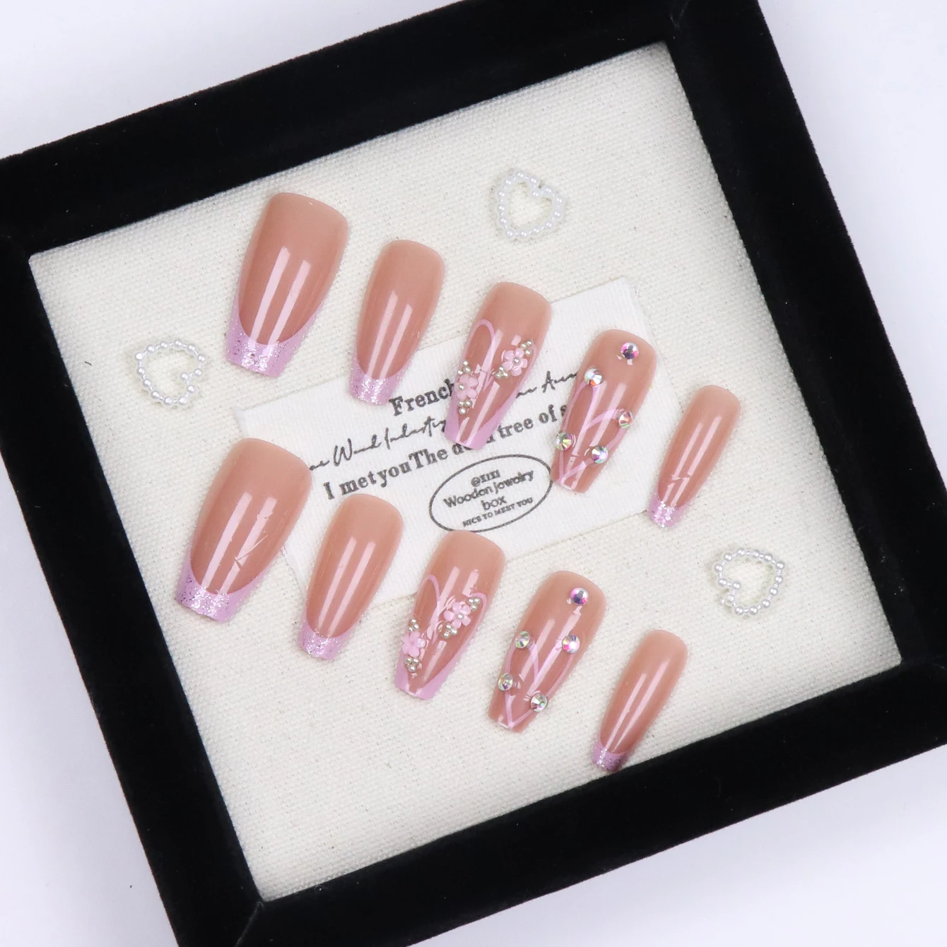 10PCS 프렌치 포인티드 네일 가짜 손톱 아크릴 풀 커버리지 베어 핑크 가짜 손톱 여성용 꽃 디자인 라인스톤 네일