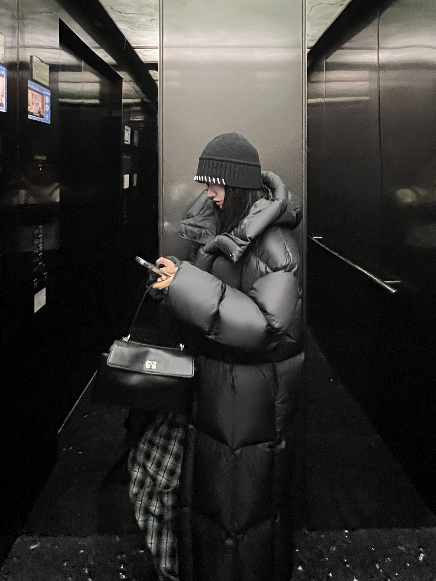 

Ultra-Thi Long down Jaet Women's Winter 2025 Korean Sle High Fill Power Super Warm LuCC Studio Commute Sle Loose Fit
