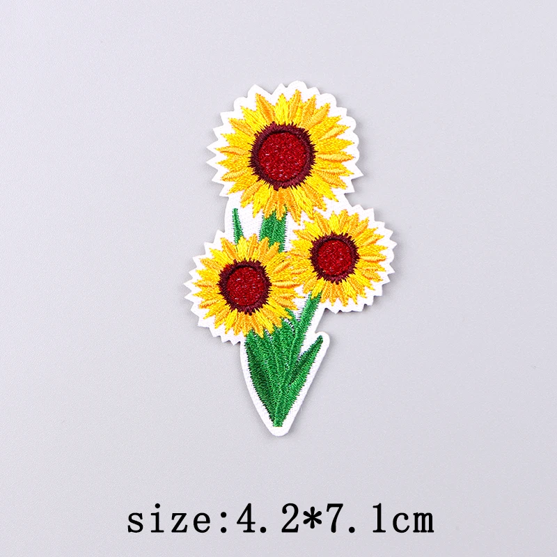 Sunflower Embroidery Patches For Clothing Thermoadhesive Patches For Clothes Cartoon Flower Sewing Fusible Patch Stickers Badges