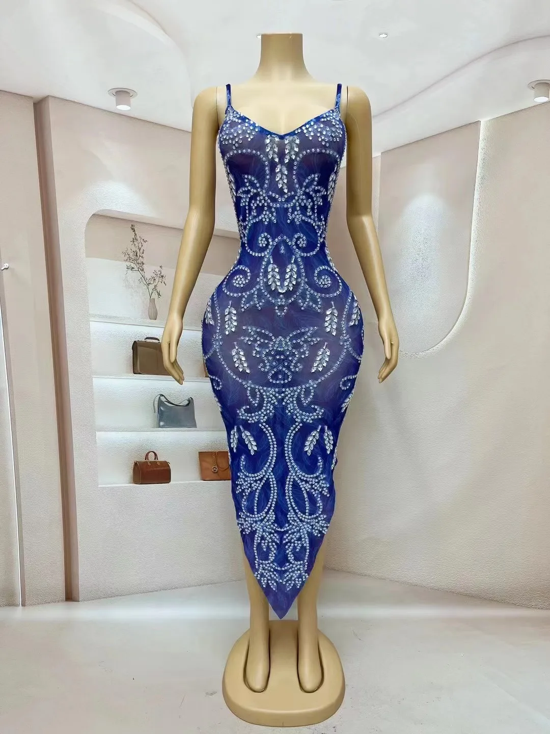 

Fashion Elegant Blue Long Women Dress Pattern Crystals Mesh Wedding Celebration Banquet Slin Stage Wear Show Performance Costume