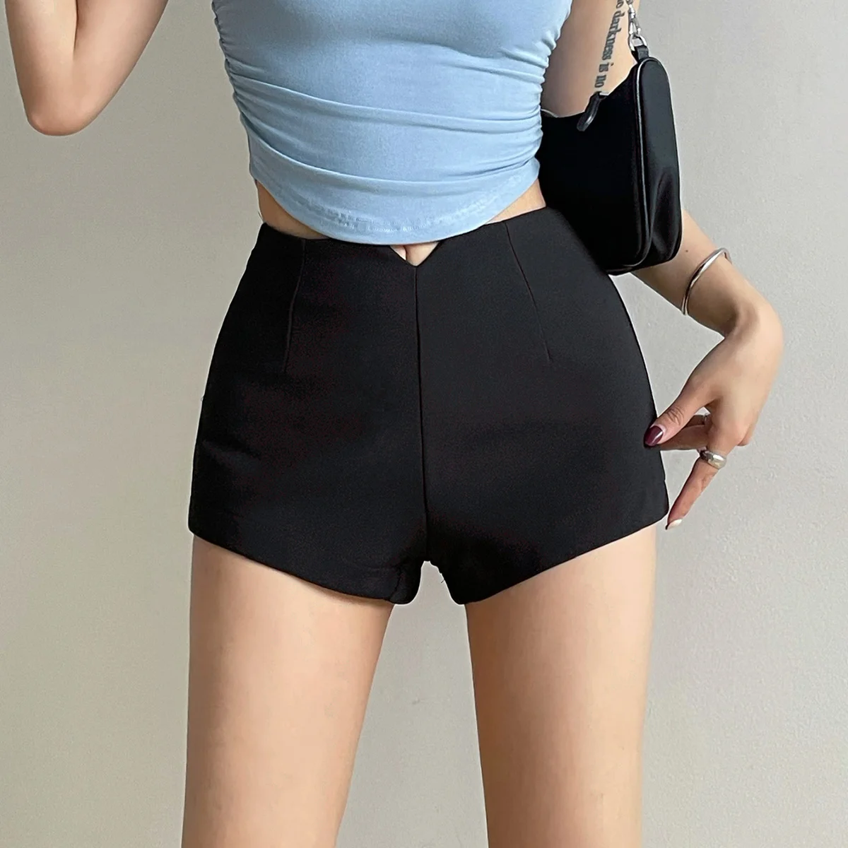 

Black Sexy High Waist V-Waist Shorts Women Spicy Girls High Casual Hot Shorts Fashion Women 2023 Summer Sweet Hot M799