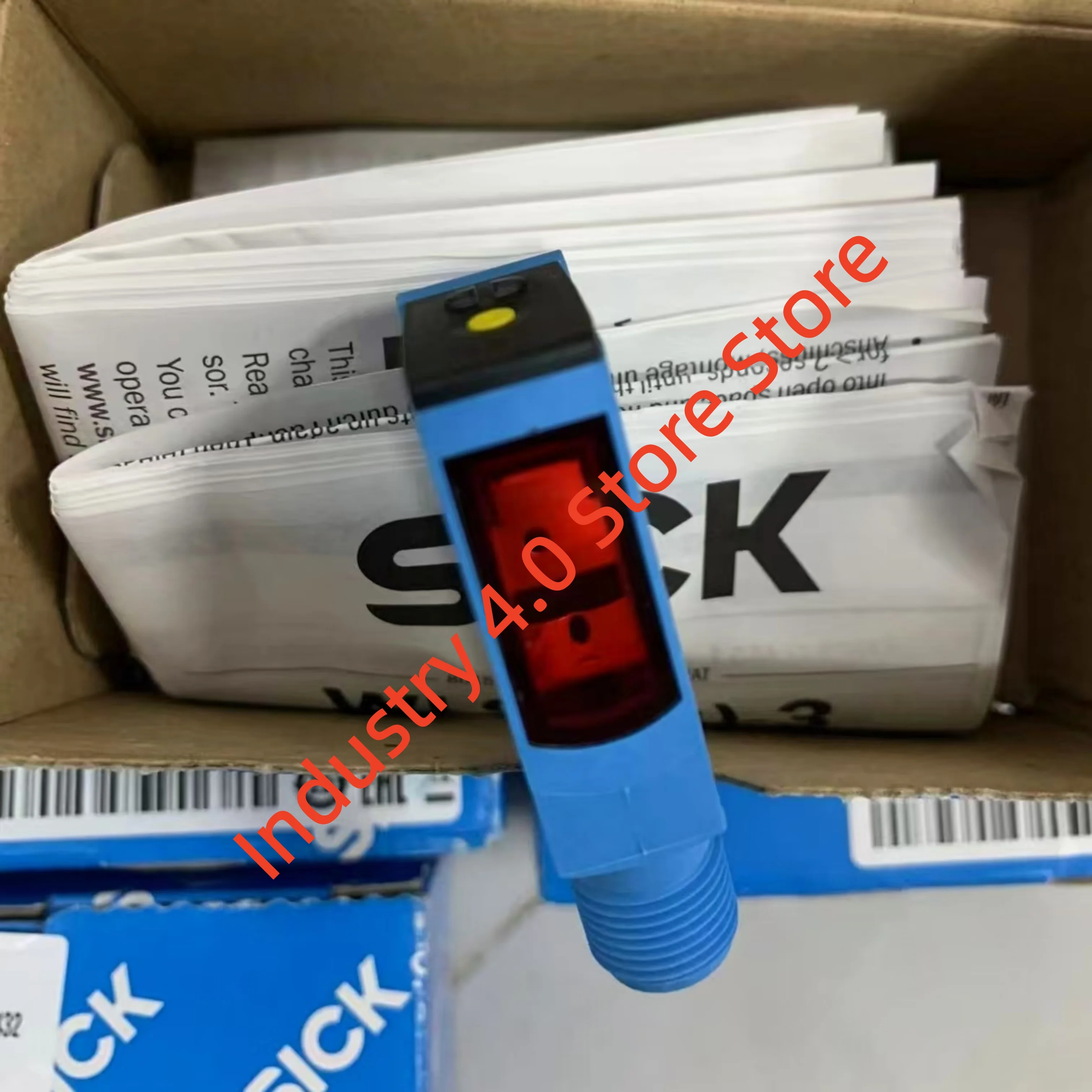 

Новый оригинальный фотоэлектрический датчик приближения WL9L-3P2432 1058175 WT150-P460 6011050