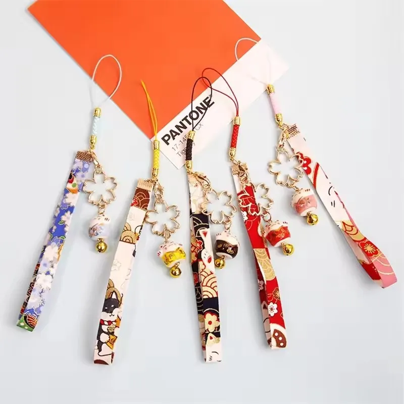 Kawaii Mobile Phone Straps Charm Lucky Cat Keychain Lanyard For iPhone Short Cell Phone Strap Rope Lanyards Cute Mobile Pendant