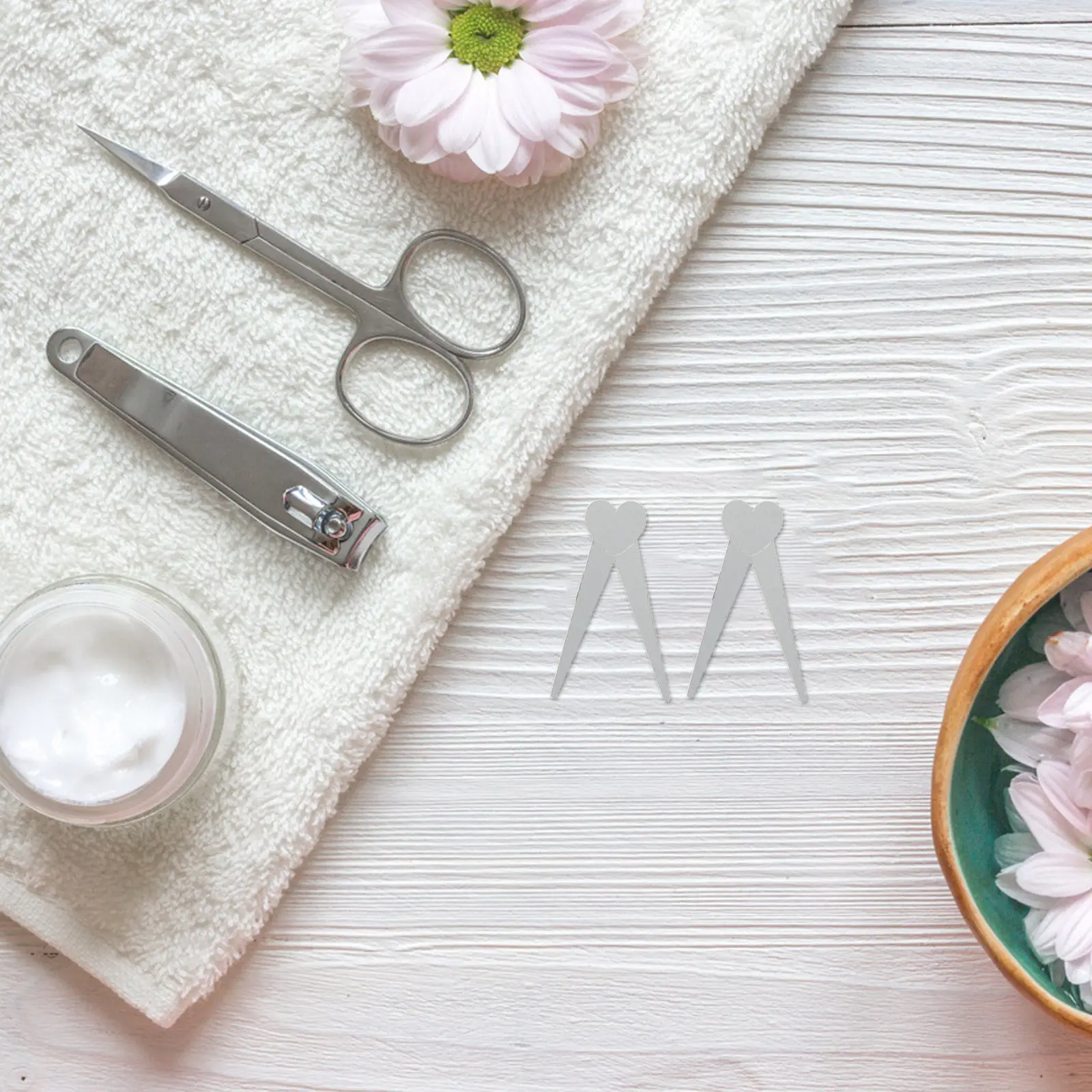 

50Pcs French Effect Nail Tool Scissor-Shaped Cat Eye Magnet Plate Nail Art Iron Plate DIY Home Salon Studio French Tip Magnet