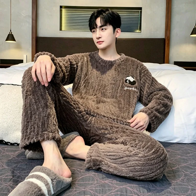 Men 2Pieces Winter Plush Home Outfit Crew Neck Graphic Print Long‑Sleeve Soft Warm Casual Sleep Loungewear For Indoor Daily Rest