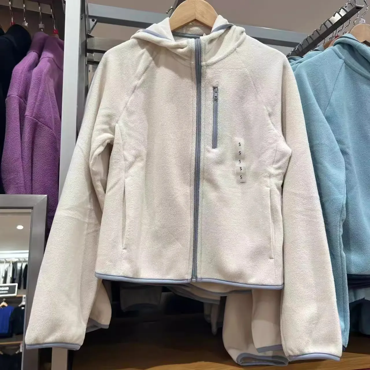 

Флисовая толстовка со шляпой, женская кокетка, одежда Y2K, осенняя спортивная одежда для тренажерного зала, фитнеса, тренировок, облегающая текстура, спортивная одежда с несколькими карманами GF