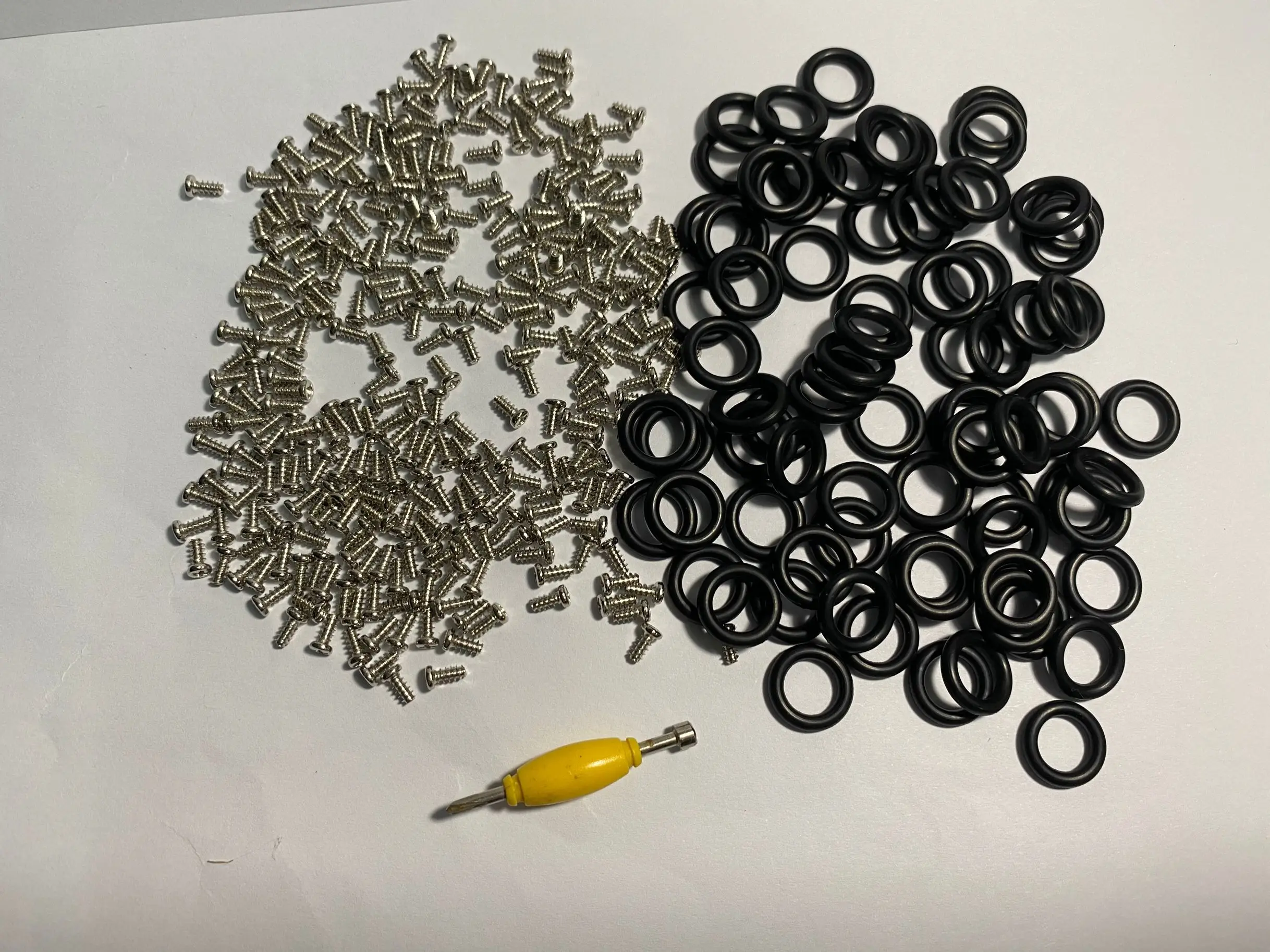 50Pcs/Lot GI Joe Cobra Action Force O-RINGS Waist Bands + 50 Pcs Screws With Spanner Tool for 3.75'' GI JOE Action Figure Parts