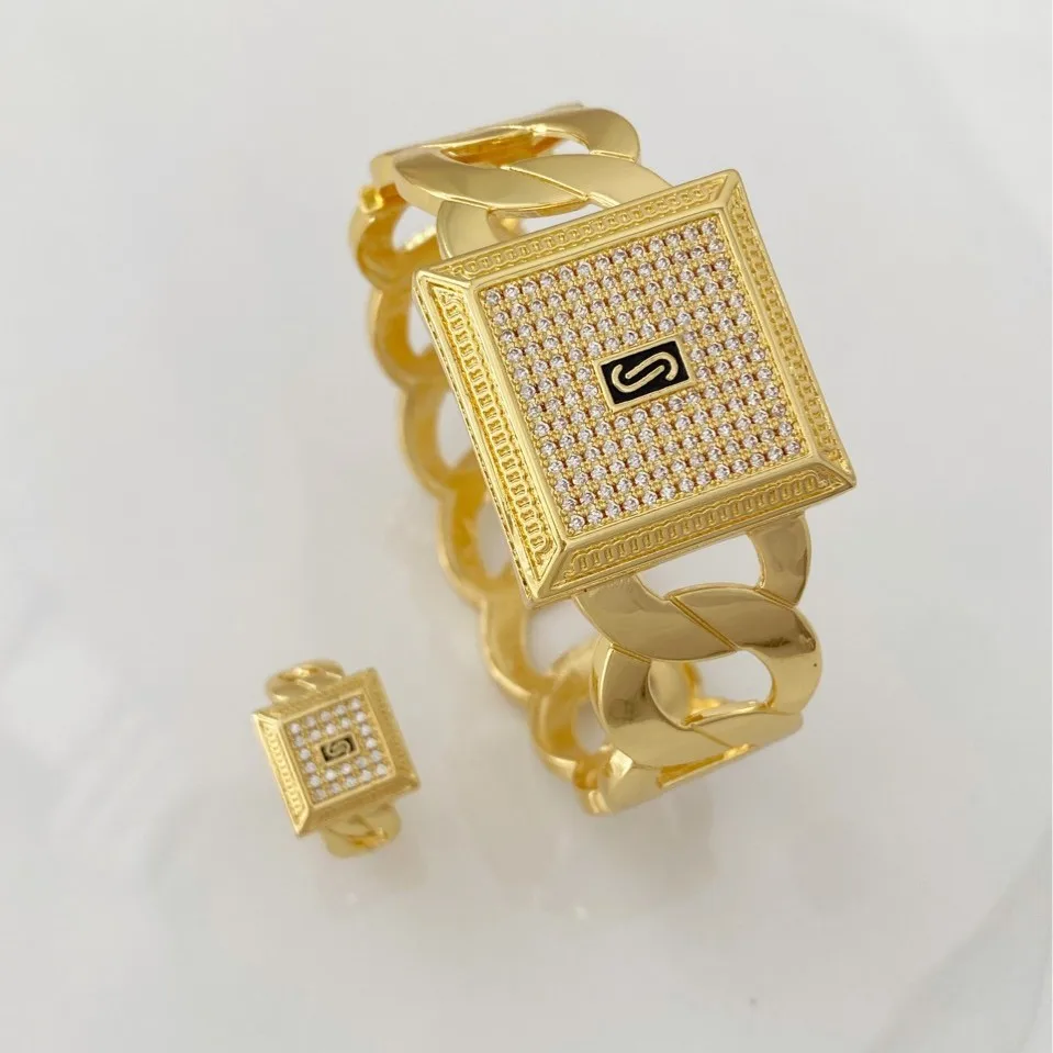 الأزياء الأوروبية والأمريكية هندسية الزركون مكعب 18K الذهب كامل الماس الكوبية سلسلة سوار