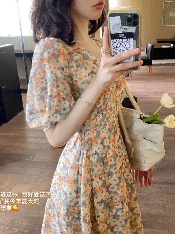 2024 Summer New Korean V-neck Fragmented Chiffon Short Sleeved Dress Female Student Long Oil Painting Skirt Series Trend YZM5