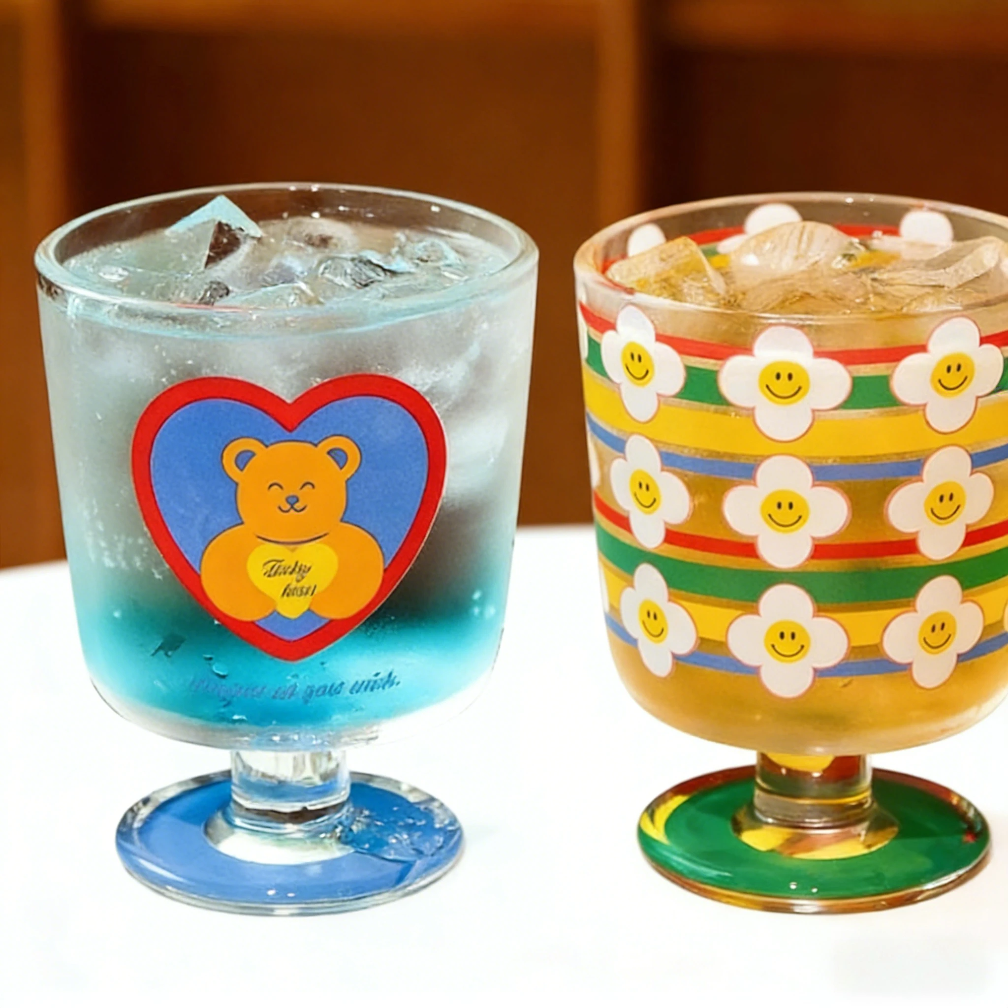 

Новый высокоэстетический бокал для вина, вирусная стеклянная чашка, посуда для напитков, коктейль, виски, чашки для красного вина, домашний элегантный высокий стакан для напитков