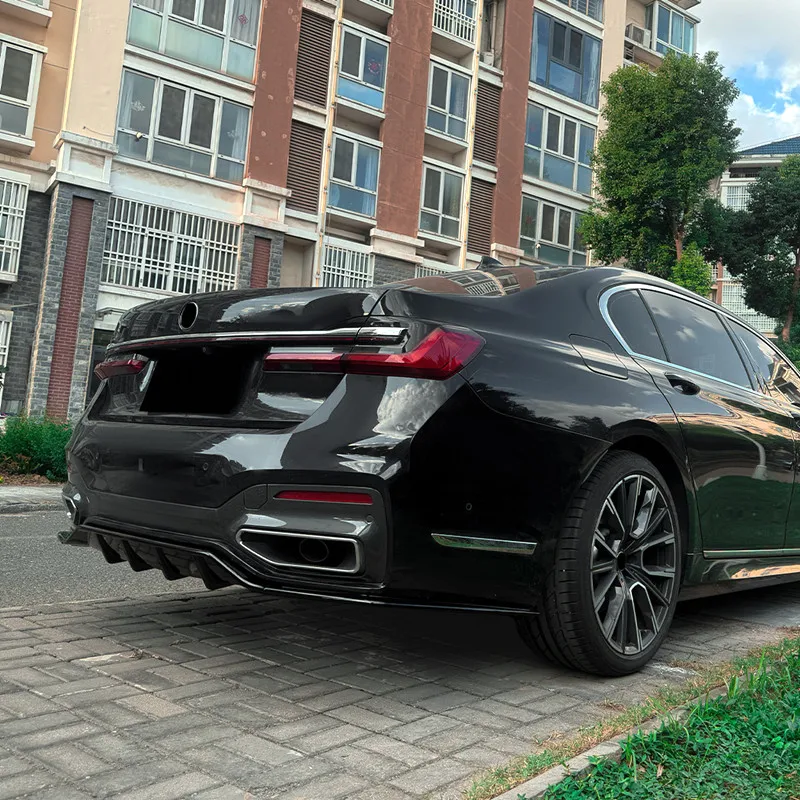 For BMW 7 Series G11 G12 2019-2022 Car Rear Bumper Diffuser Spoiler Black Carbon Body Kit Exterior Accessories Tuning Parts