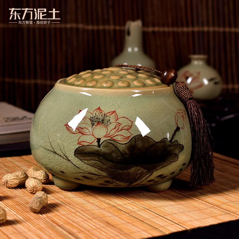 

Tea can ceramic with lid sealing underglaze color Chinese suitable for wine cabinet desktop decoration creative practical gifts