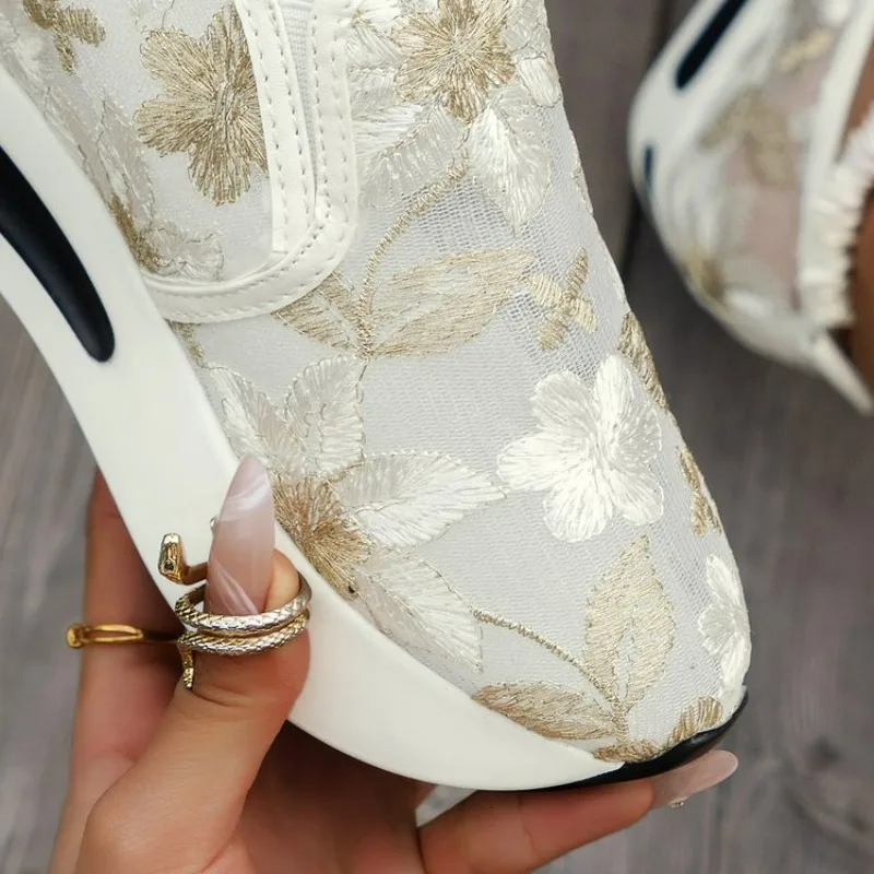 Summer Women Fashion Vulcanized Sneakers Platform Solid Color Flat Ladies Shoes Casual Breathable Wedges Ladies Walking Sneakers image 3