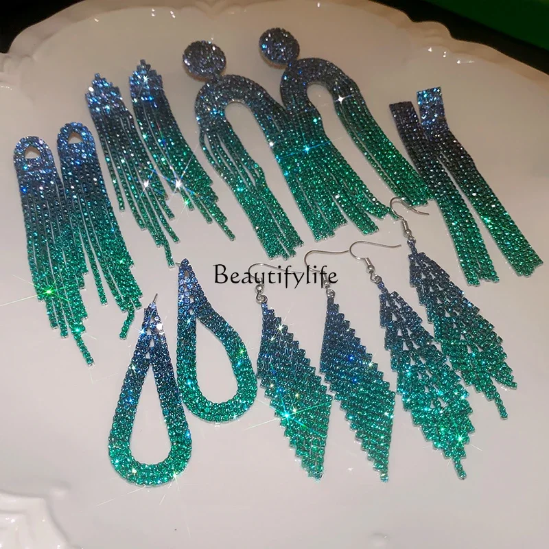 

Super Shiny Green Long Fringe Earrings, Popular, High-Grade, New, 2023