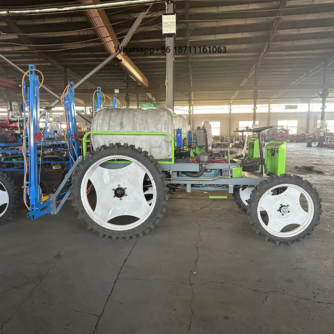 Four /Three Wheel Driven High Clearance Self-propelled Boom Sprayer Agricultural Machine for Crops