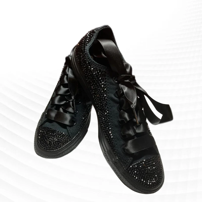 Fashion new all black rhinestone design sense canvas shoes popular comfortable leisure leisure board