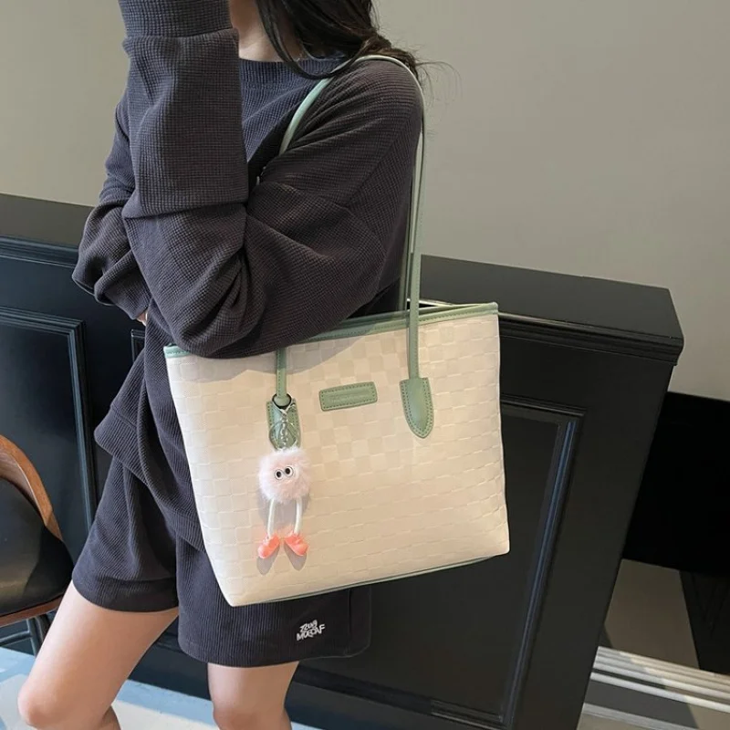 

Premium Leather Handbag Tote For Ladies, Shoulder Strap Included Messenger Style Luxury Classic Elegant