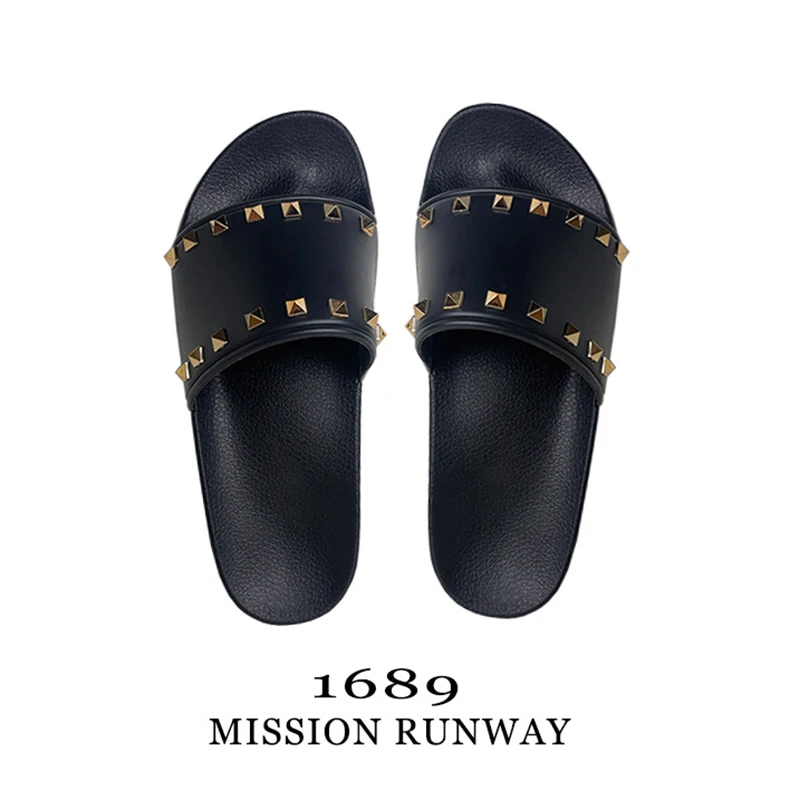 Women\'s Summer Slippers Rivet Sandals Black Slides Clogs PVC Garden Shoes Charms Home Flip Flops Casual Outdoor Shoes For Female