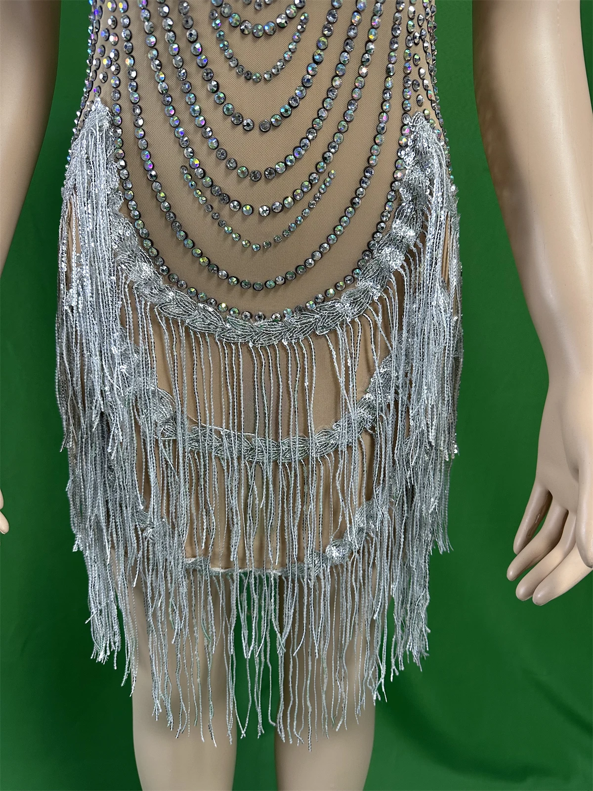 Sukienka damska bez rękawów z cekinami, frędzlami i dżetami, błyszcząca, idealna na wieczorne wyjścia, dla showgirl, na scenę, dla drag queen, kostium dla piosenkarki, tancerki.