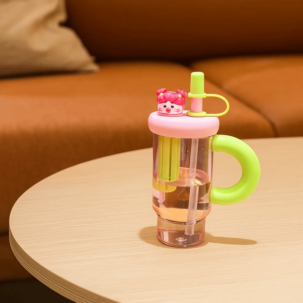 

Large-Capacity Cartoon Straw Cup Plastic Leakproof Kids Drinking Mug High Temperature Resistant with Handle