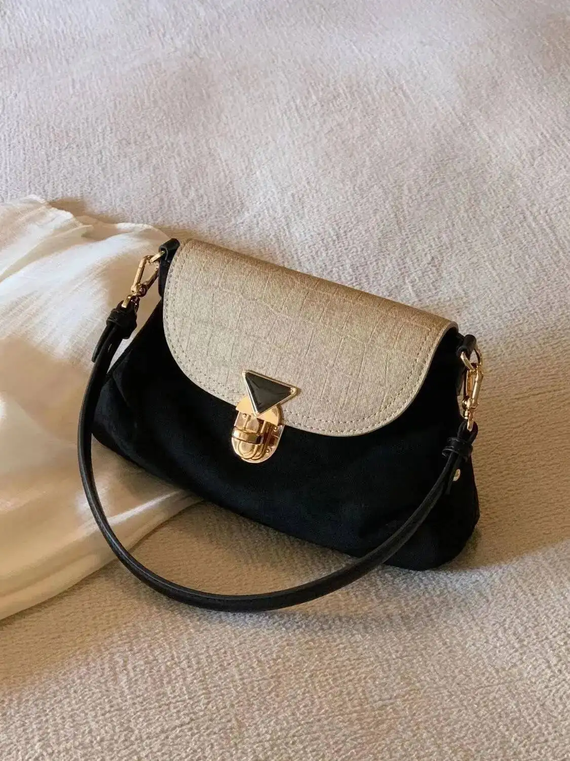 Bloom Elegant Casual Crossbody Wallet Women New Versatile Hot Girls Shoulder Bags Ladies Vintage Handbag Bolsos De Mujer