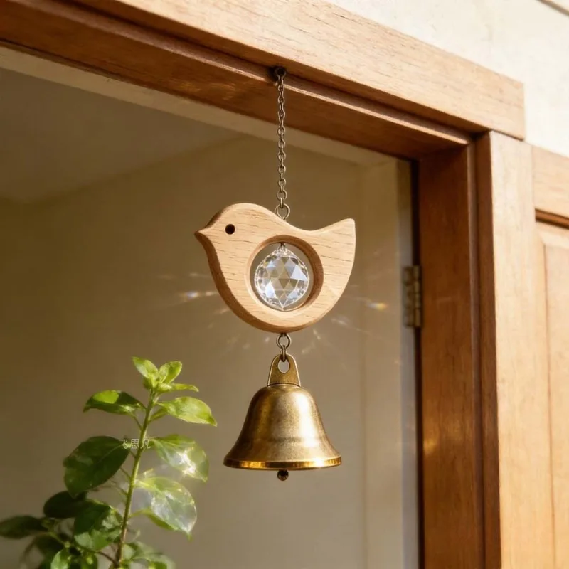 Cute 4pcs Solid Wooden Sunlight Catcher Wind Chime Spinner Sunlight Reflected Rainbow Maker Decorative Glass Hanging Sun Catcher
