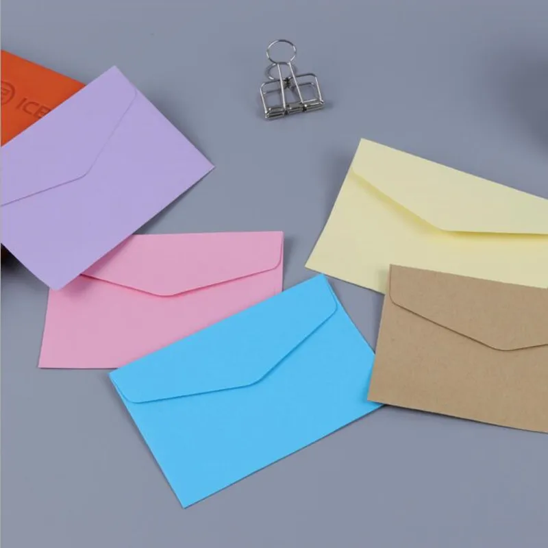 20Pcs/lot Simple Candy Kraft Paper 14 Colors Blank Envelopes Greeting Cards Mini Envelopes Gift EnvelopeChristmas