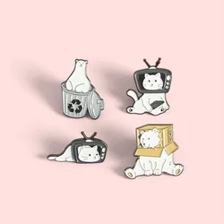 movie stupid bear Enamelled Brooches Funny Cartoon Pins Backpack Lapel Badges Fashion Jewelry Accessories Festival Souvenir Gift