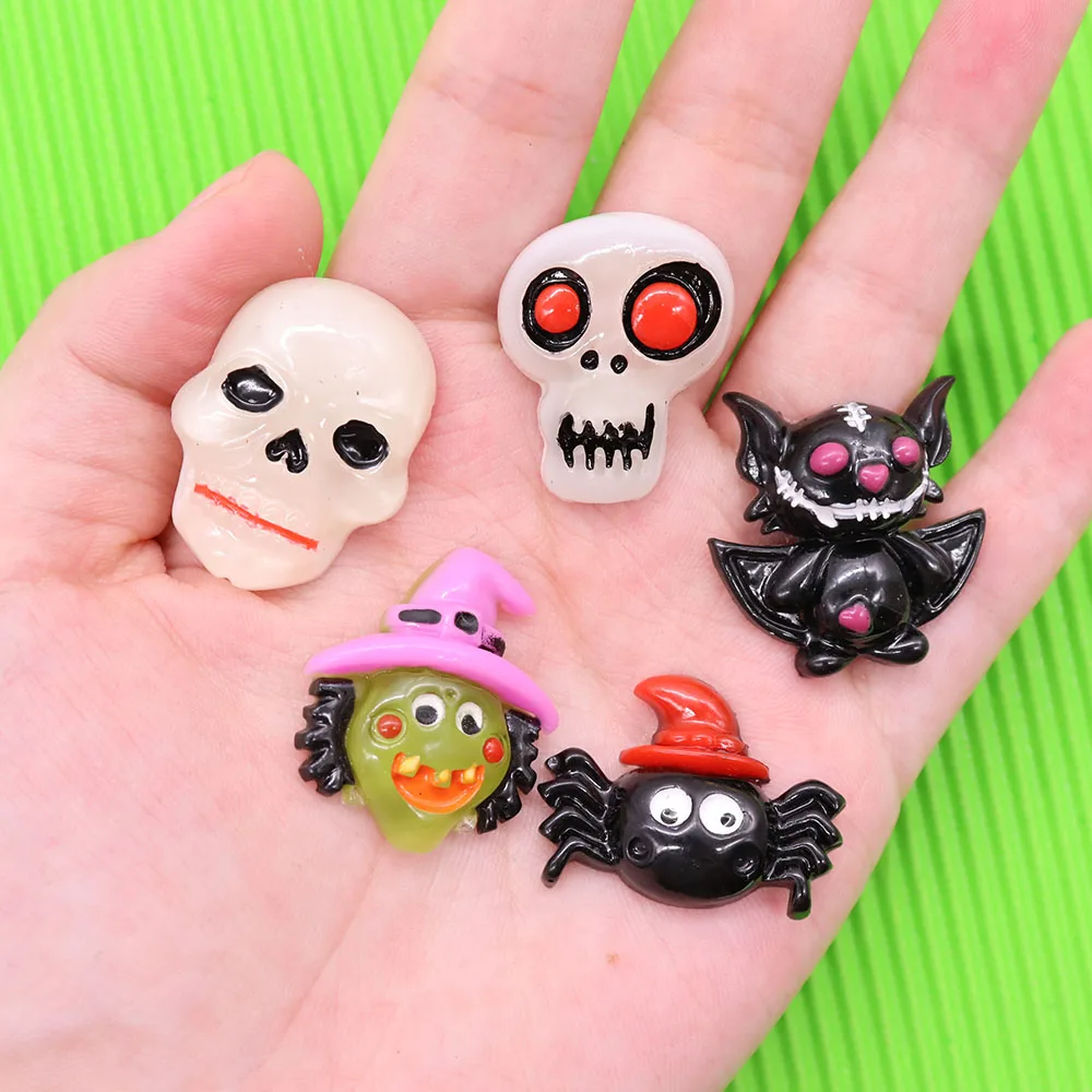 Charms de resina para crianças, ornamento, presente de Halloween para crianças, acessórios de bricolage, fantasma, aranha, gato, abóbora, morcego, 1pc