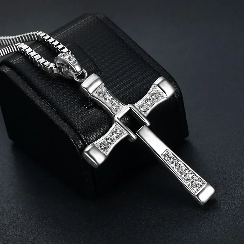 Dominic Toretto The Fast and The Furious Celebrity Vin Diesel Item Crystal Jesus Men Cross Pendant Necklace Gift Jewelry