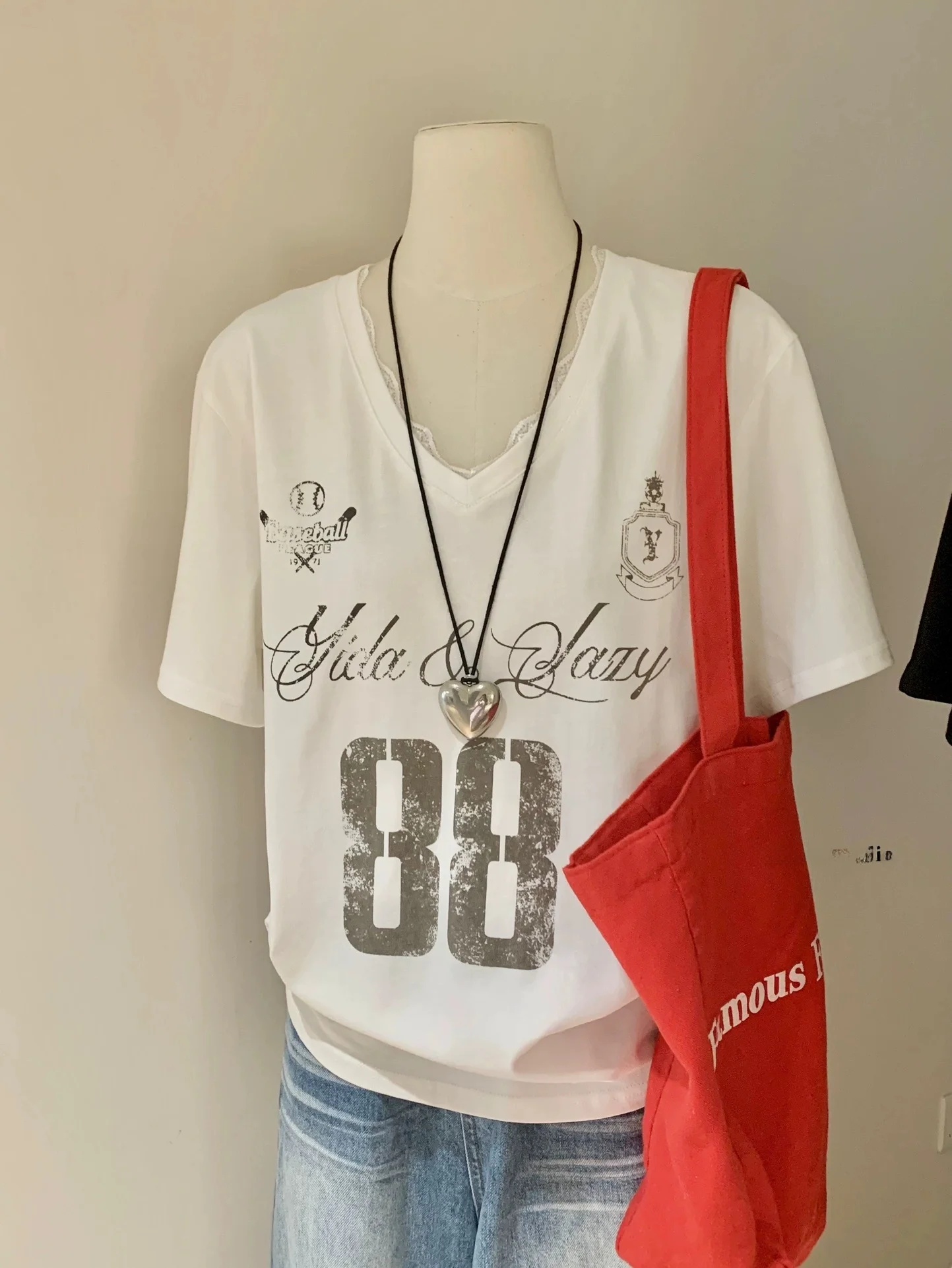 

Retro American ort Sve T-irt Women Summer Design Unique V-ne Lace Splicing Sport Sle Loose Match All Cotton Casual...