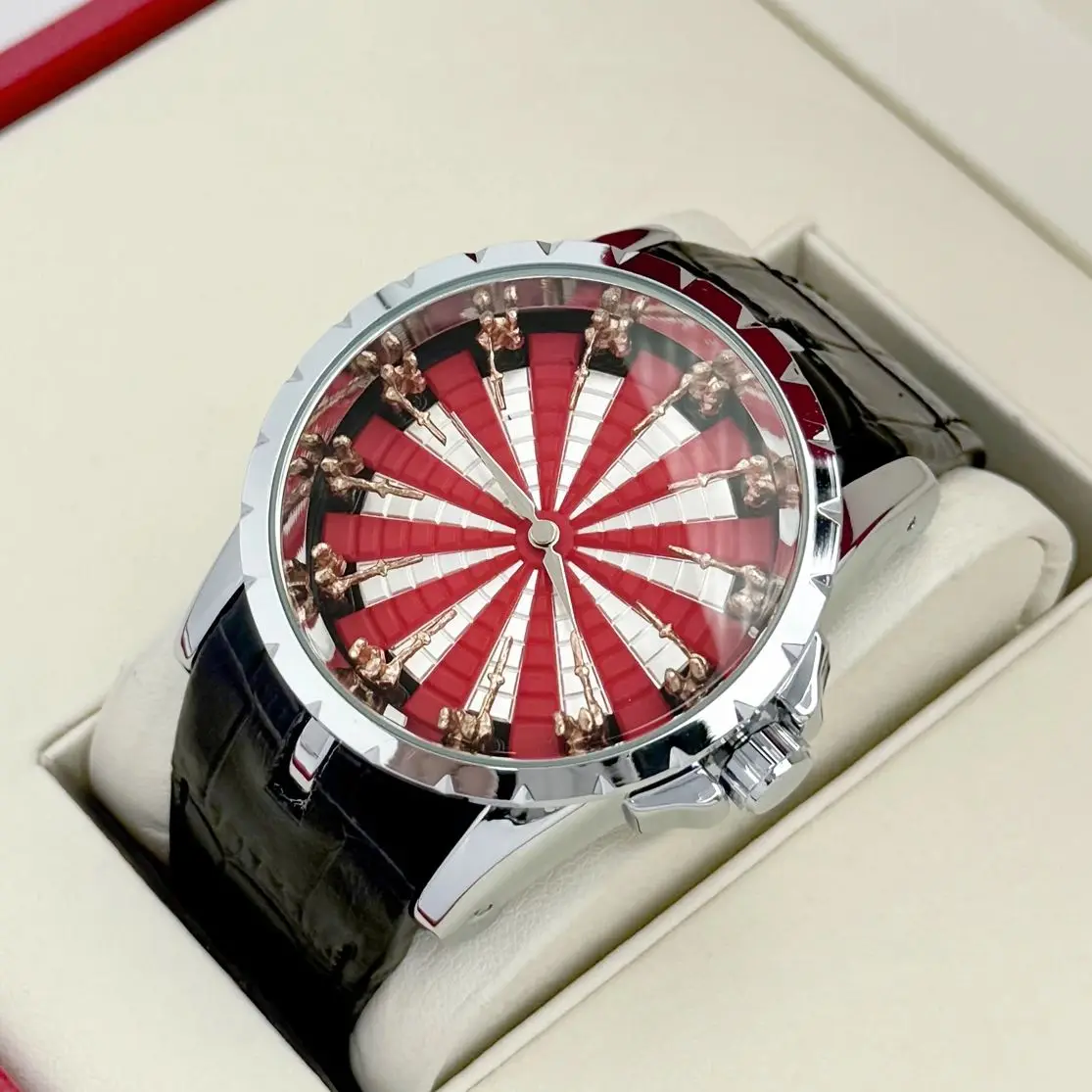 

Luxury Red and White Radial Dial Men's Watch, 3D Portrait, Unique Artistic Design, Quartz Movement, Waterproof, Stainless Steel Case, Leather Strap, Fashionable Watch for Men and Women, Perfect Gift for Fashion Enthusiasts, Outstanding Design Suitable for