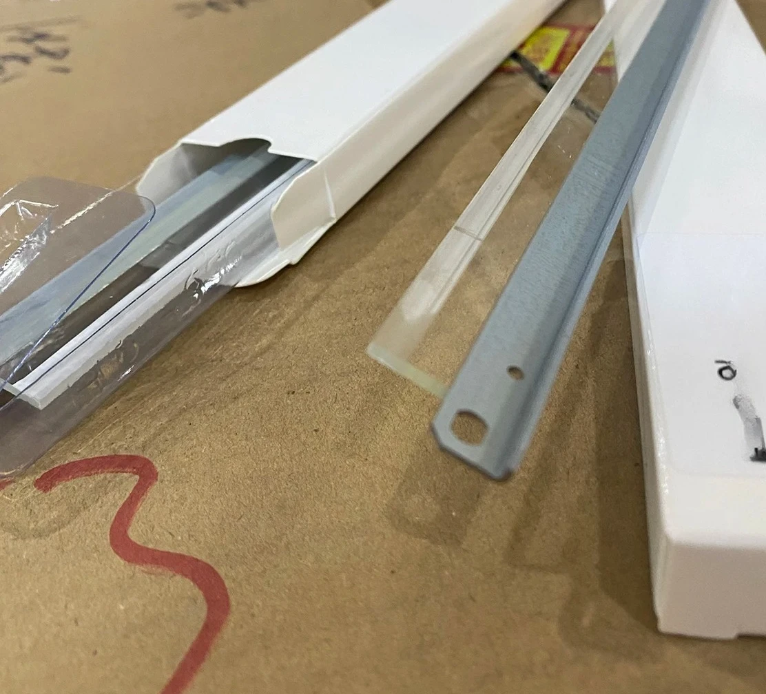 

1X 302RV93010 DK1150 M2040dn Лезвие для чистки барабана для Kyocera M2040 P2235 M2135 P2040 P2335 M2540 M2235 M2635 M2640 M2735 M2835